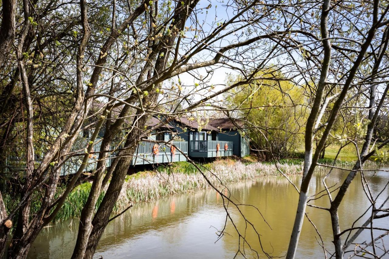 Vila The Vale Golf & Country Club Bishampton Exteriér fotografie